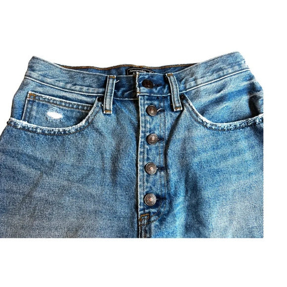 Abercrombie & Fitch natural rise short Medium Destroy Wash Button Fly 26/2 - Picture 4 of 9